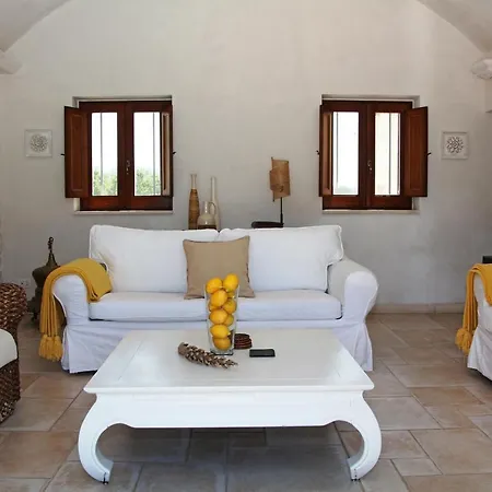Villa Sleeps 6 Pool Wifi *